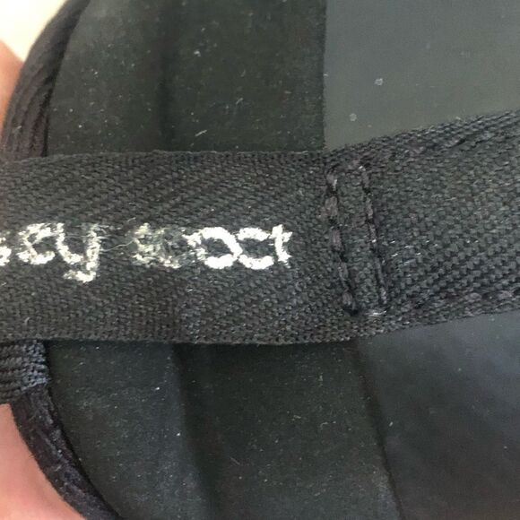 Nike Odyssey React Flyknit 2 Black White Womens Running Shoes Sneakers Size 7.5 - Picture 10 of 11